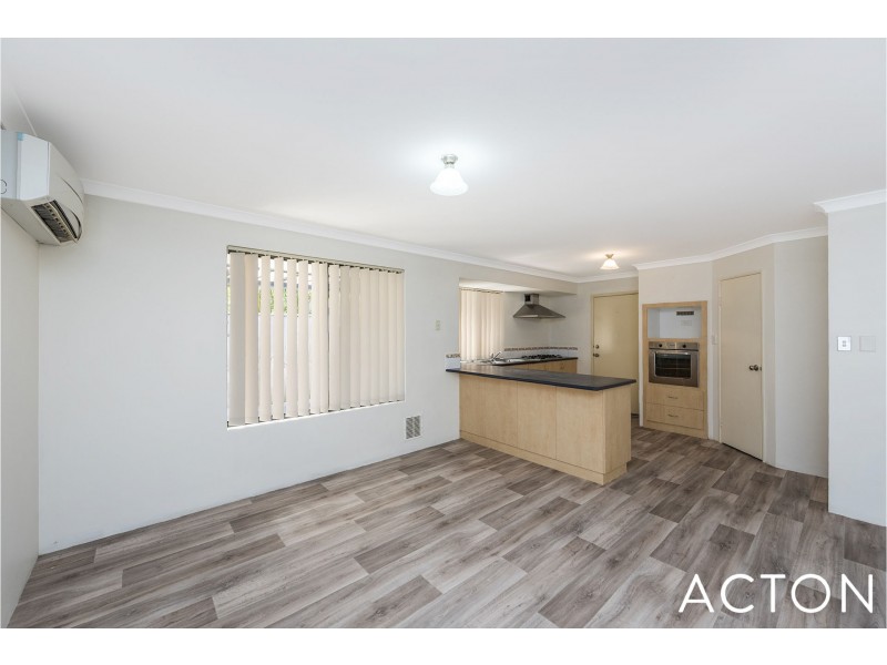 6 Tingle Way, Halls Head WA 6210
