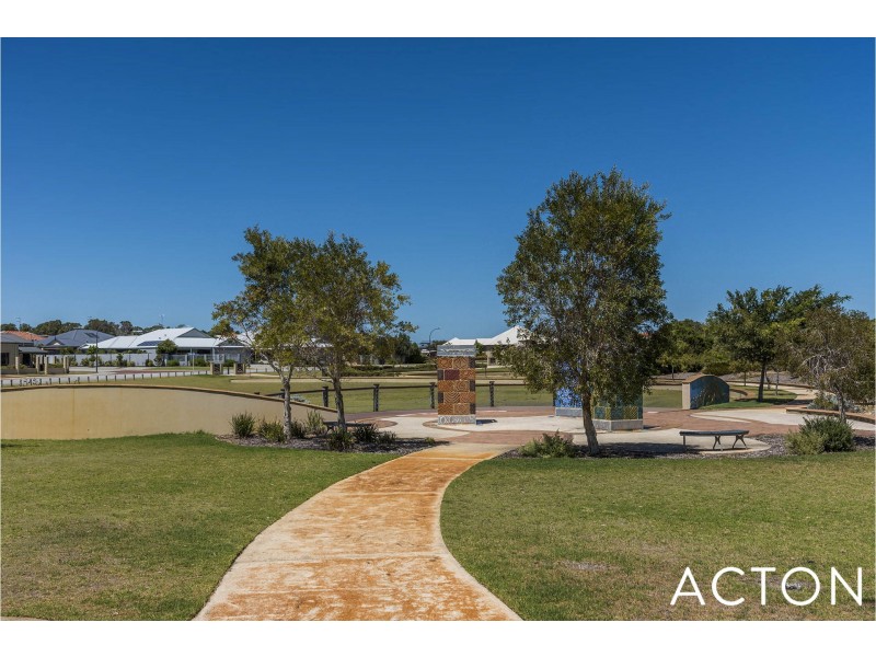 6 Tingle Way, Halls Head WA 6210