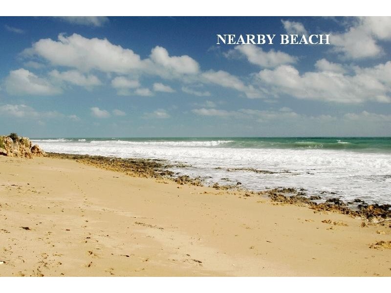 6 Tingle Way, Halls Head WA 6210