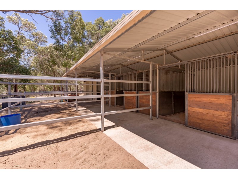 8 Harvey View Drive, Herron WA 6211