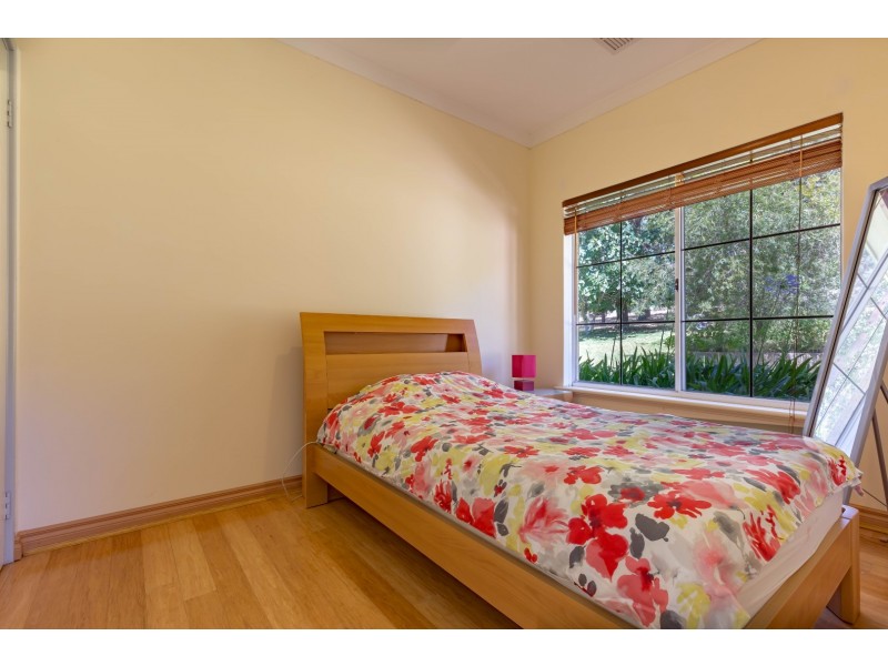 8 Harvey View Drive, Herron WA 6211