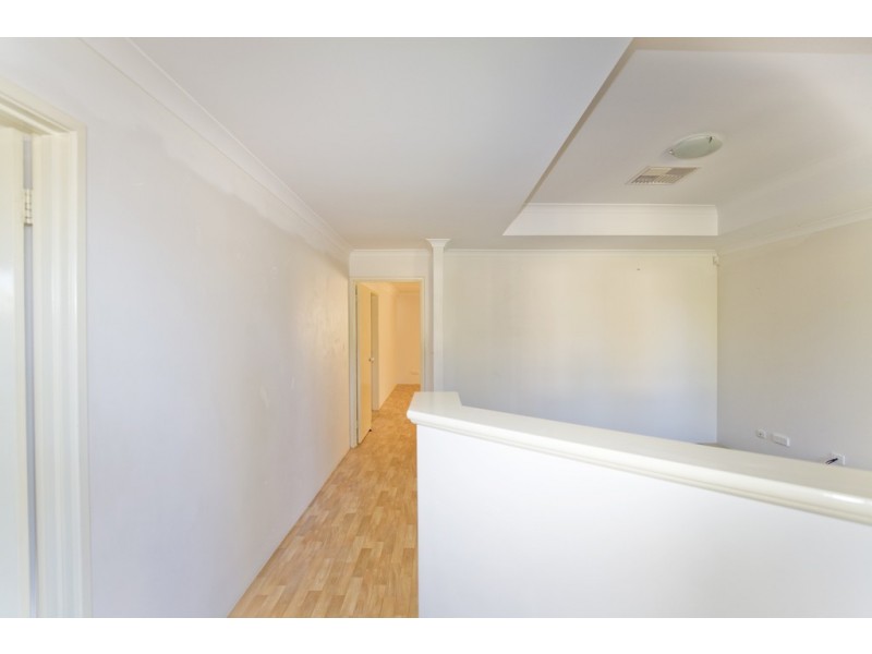 7 Jolly Rambler Blvd, Ravenswood WA 6208