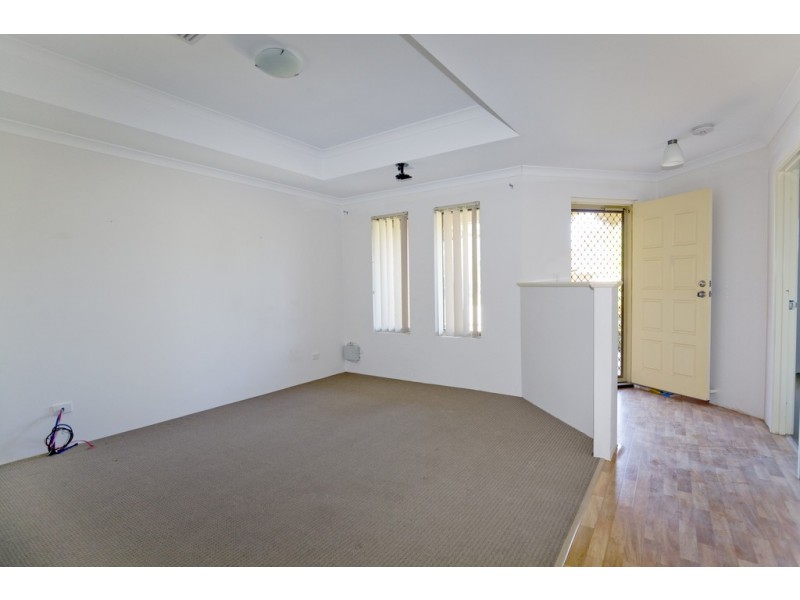 7 Jolly Rambler Blvd, Ravenswood WA 6208