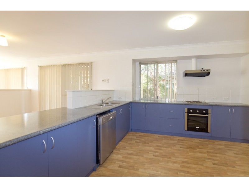 7 Jolly Rambler Blvd, Ravenswood WA 6208