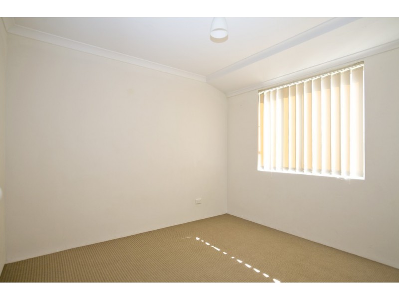 7 Jolly Rambler Blvd, Ravenswood WA 6208