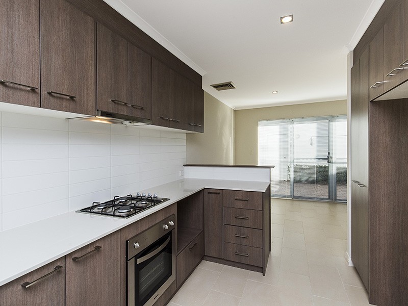 2/5 Bower Drive, Erskine WA 6210