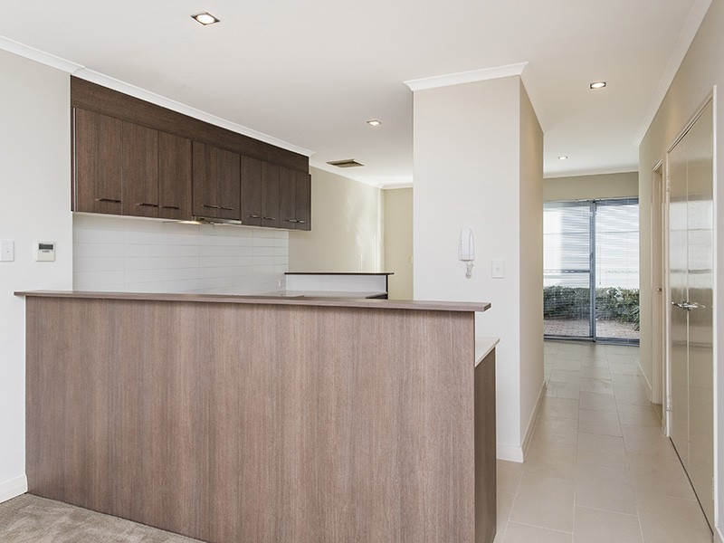 2/5 Bower Drive, Erskine WA 6210