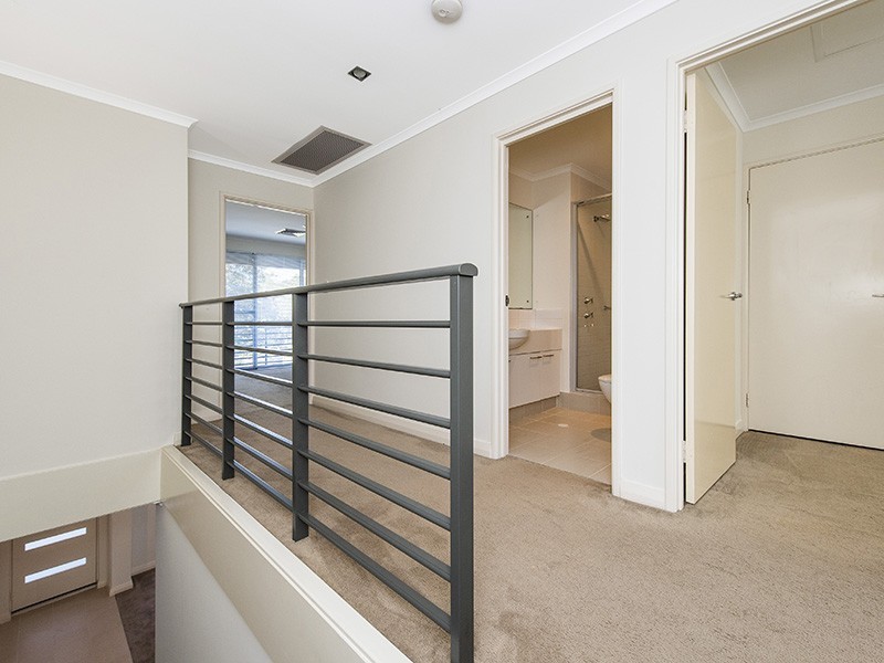 2/5 Bower Drive, Erskine WA 6210