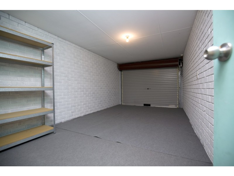 1/2 Yamba Court, Halls Head WA 6210