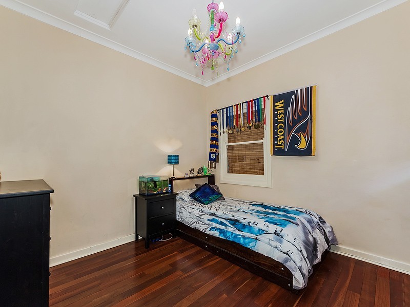 9 Brady Street, Jarrahdale WA 6124