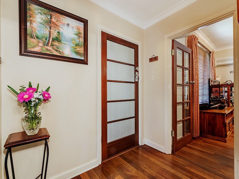 9 Brady Street, Jarrahdale WA 6124