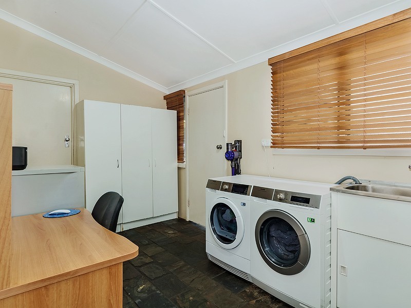 9 Brady Street, Jarrahdale WA 6124