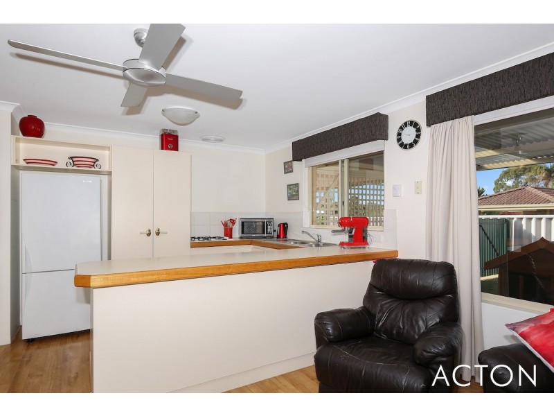 4 Dover Street, Greenfields WA 6210