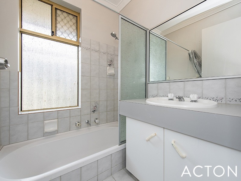 21 Moat Street, Mandurah WA 6210