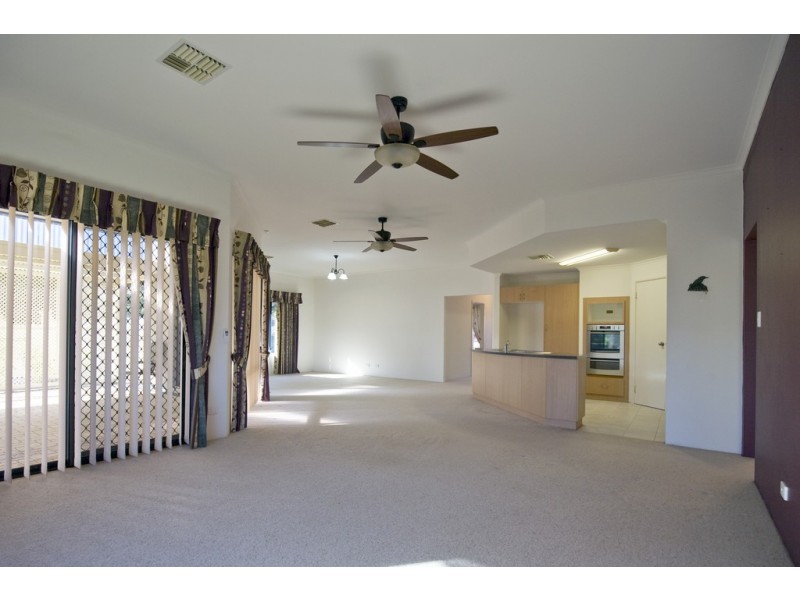 12 Rainbow Way, Dawesville WA 6211