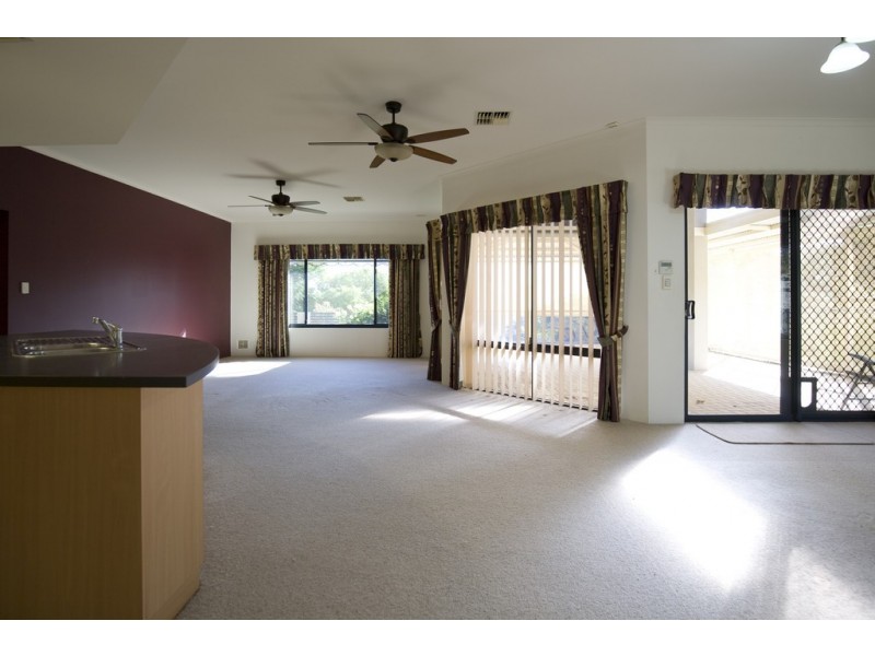 12 Rainbow Way, Dawesville WA 6211