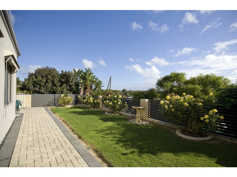12 Rainbow Way, Dawesville WA 6211