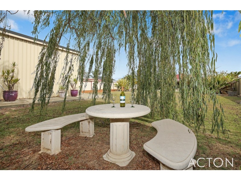 25 Murray Waters Boulevard, South Yunderup WA 6208