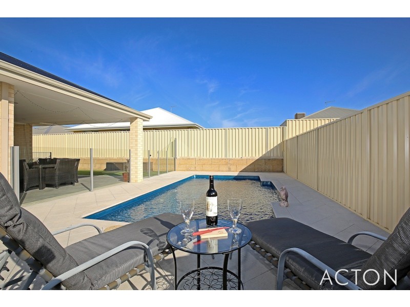 8 Highbury Brace, Dawesville WA 6211