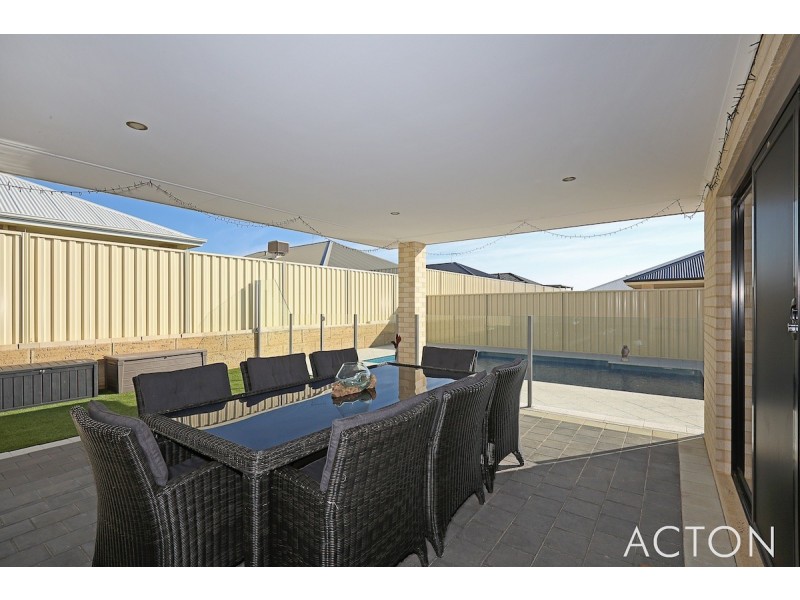 8 Highbury Brace, Dawesville WA 6211