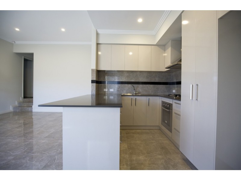 2/135B Ormsby Terrace, Silver Sands WA 6210