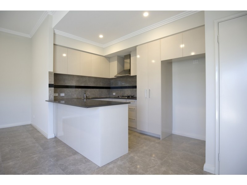 2/135B Ormsby Terrace, Silver Sands WA 6210