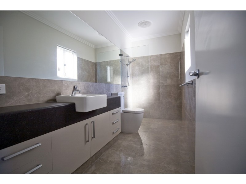 2/135B Ormsby Terrace, Silver Sands WA 6210