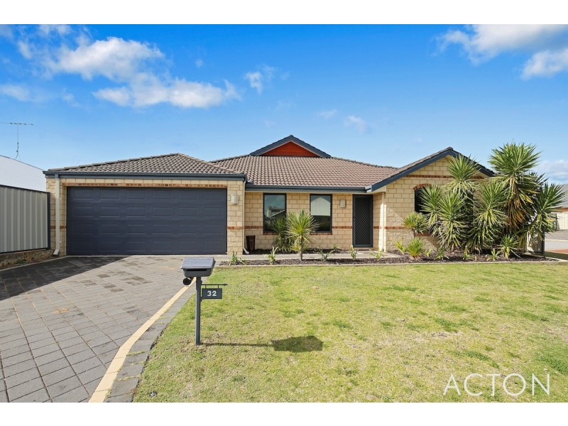 32 Camden Way, Meadow Springs WA 6210