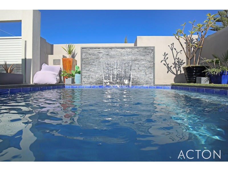 13 Mandjar Lane, Wannanup WA 6210