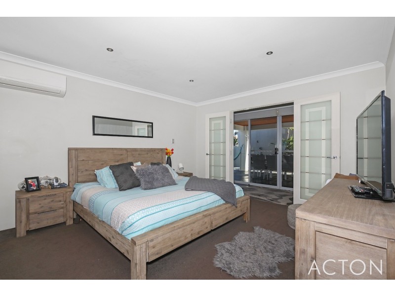 13 Mandjar Lane, Wannanup WA 6210