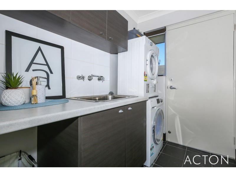 13 Mandjar Lane, Wannanup WA 6210