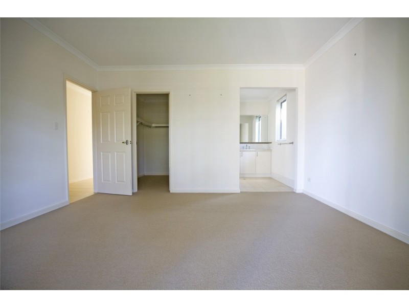 29 Pacifica Way, Dudley Park WA 6210