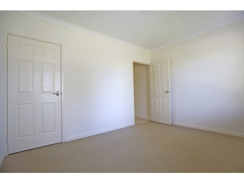 29 Pacifica Way, Dudley Park WA 6210