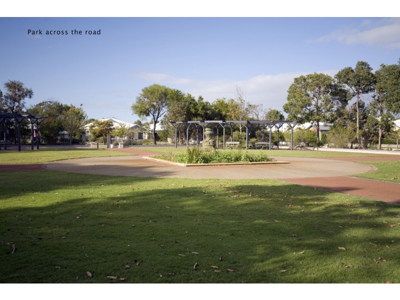 29 Pacifica Way, Dudley Park WA 6210