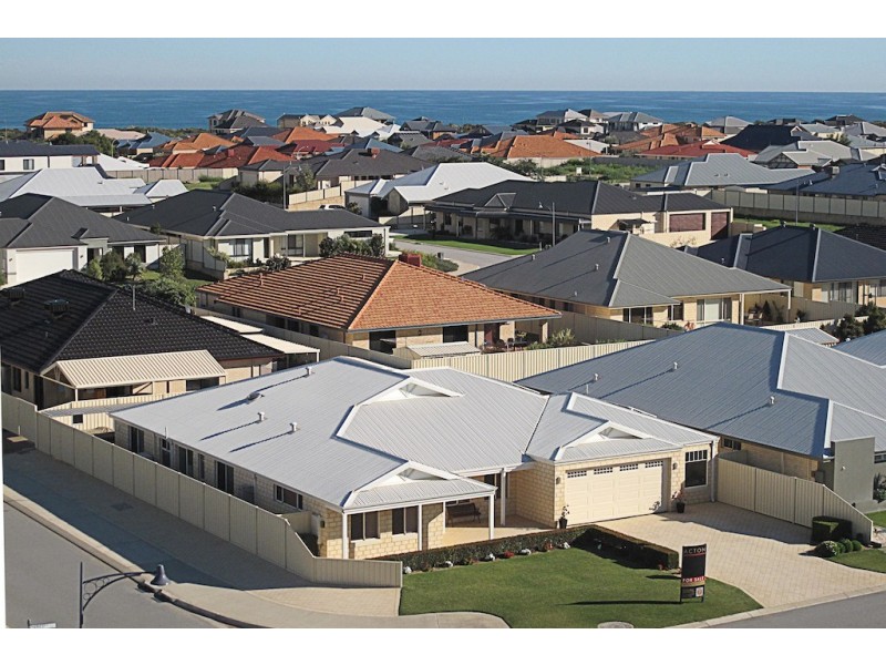 1 Harvest Chase, Madora Bay WA 6210