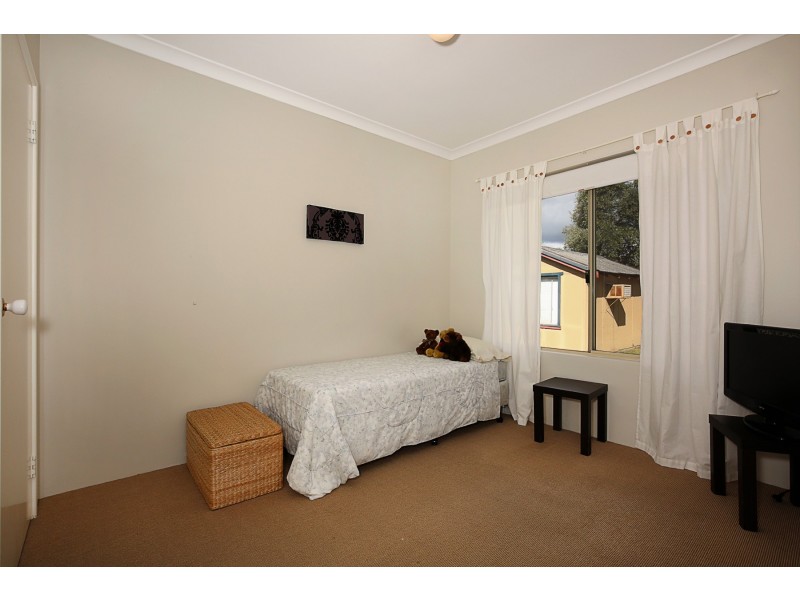 96 Banksia Terrace, South Yunderup WA 6208