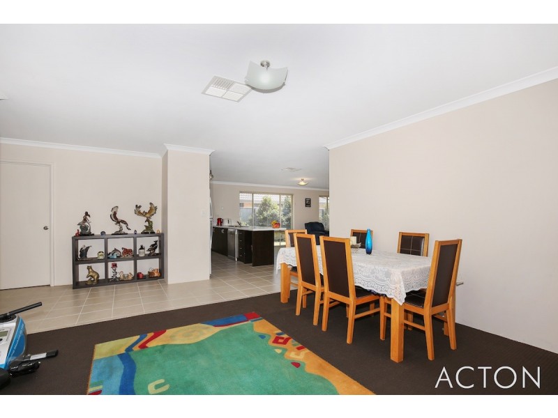 303 Pebble Beach Boulevard, Meadow Springs WA 6210