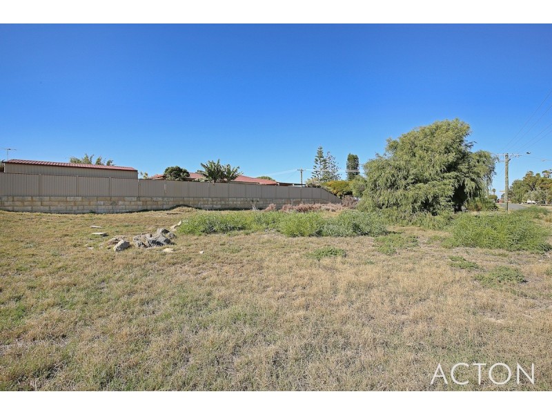 24 Ellendale Street, Golden Bay WA 6174