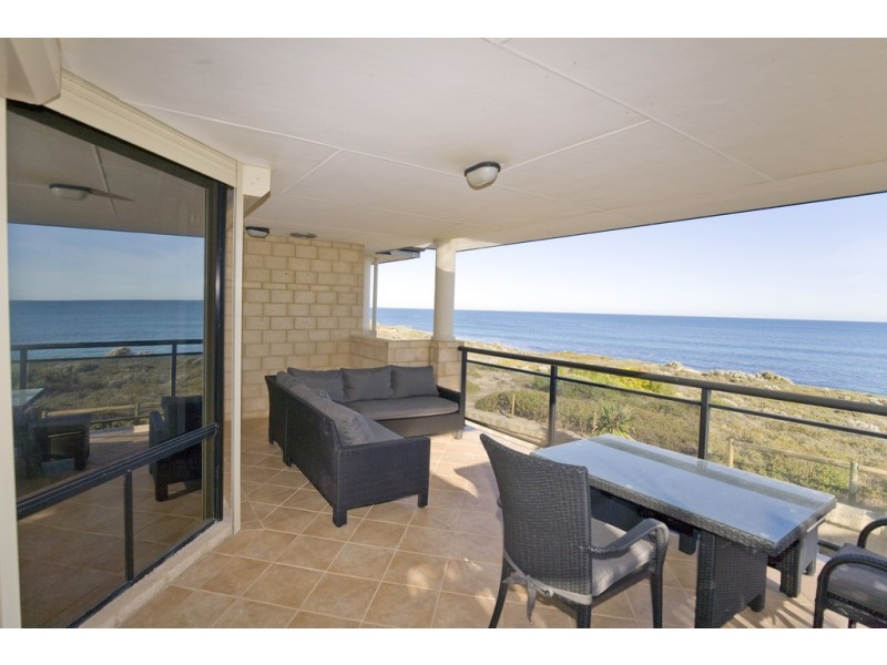 10B Pinnace Court, Halls Head WA 6210
