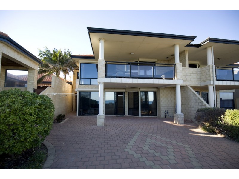 10B Pinnace Court, Halls Head WA 6210