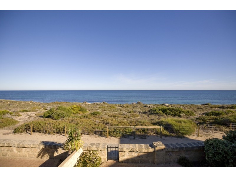 10B Pinnace Court, Halls Head WA 6210