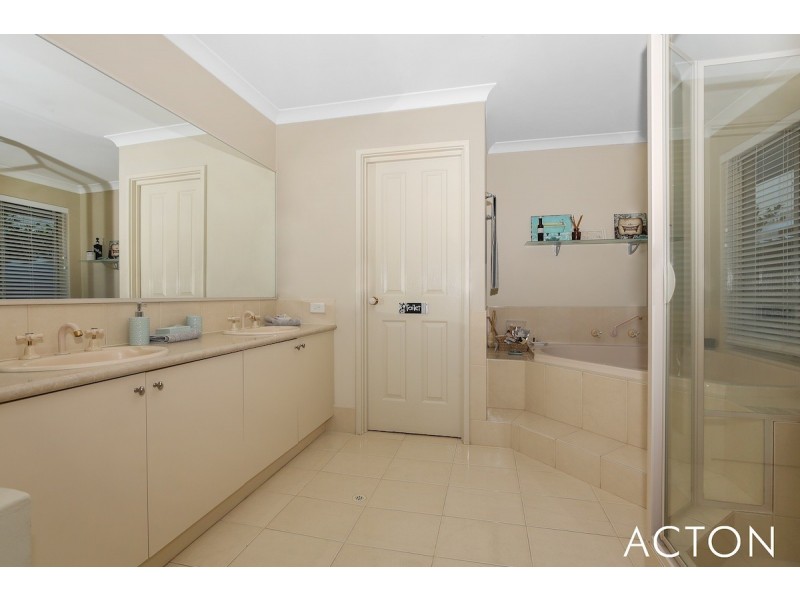 43 San Marco Quays, Halls Head WA 6210