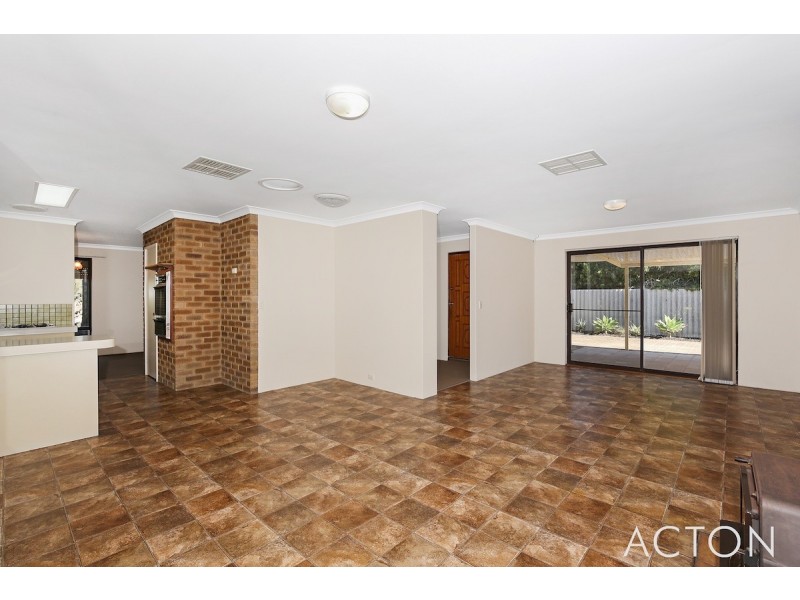 47 Hungerford Avenue, Halls Head WA 6210