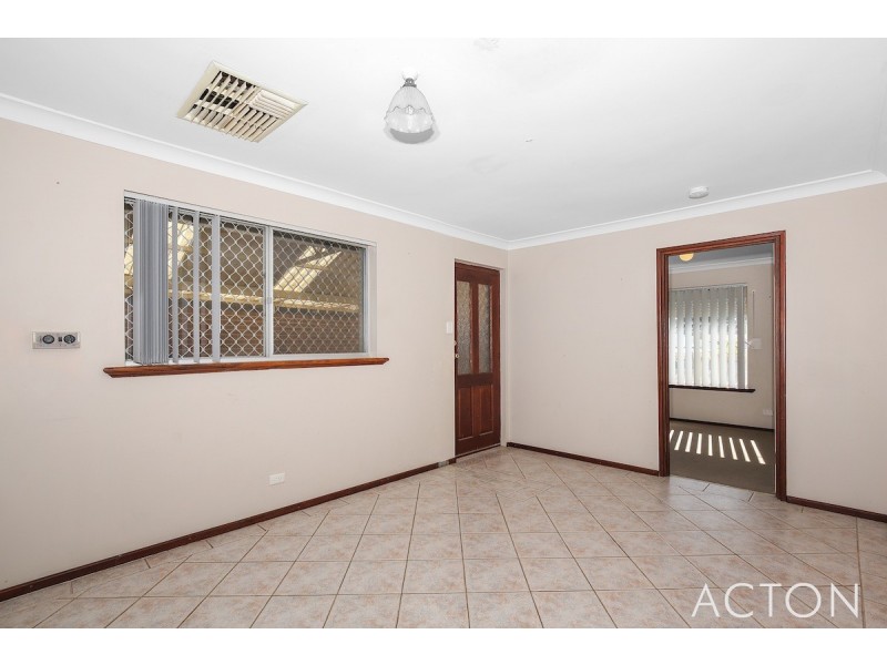 130 McLarty Road, Halls Head WA 6210