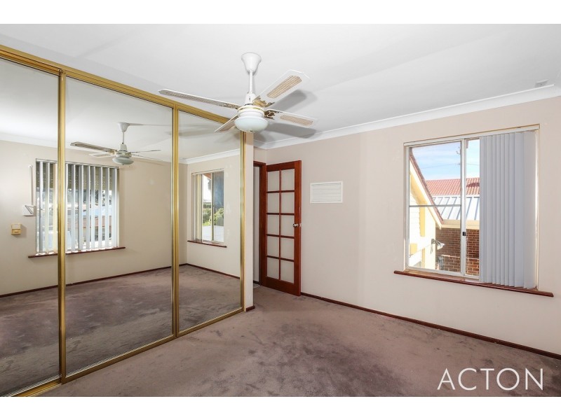 130 McLarty Road, Halls Head WA 6210