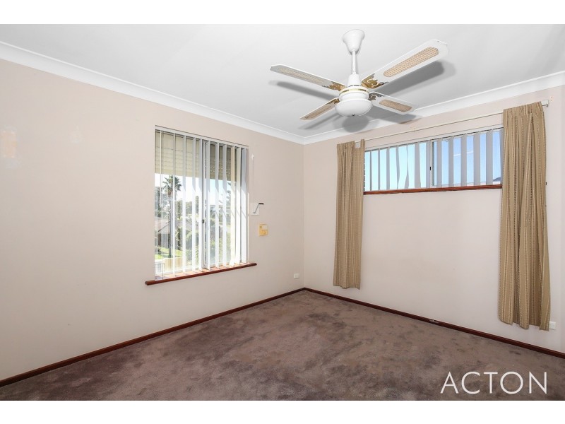 130 McLarty Road, Halls Head WA 6210