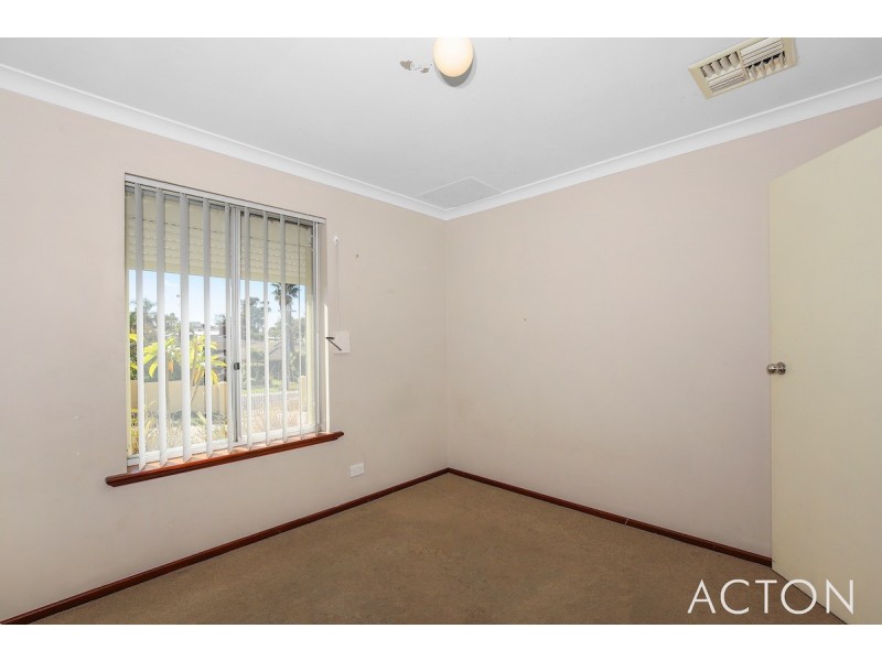 130 McLarty Road, Halls Head WA 6210