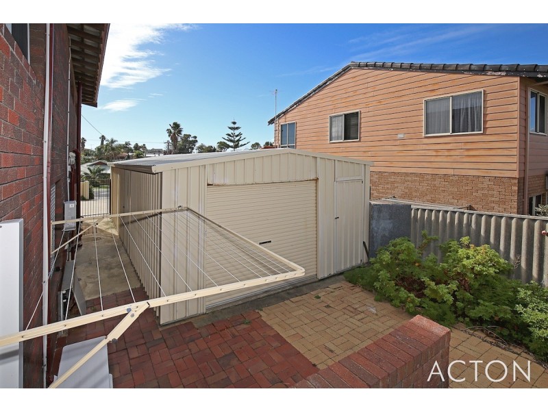 130 McLarty Road, Halls Head WA 6210