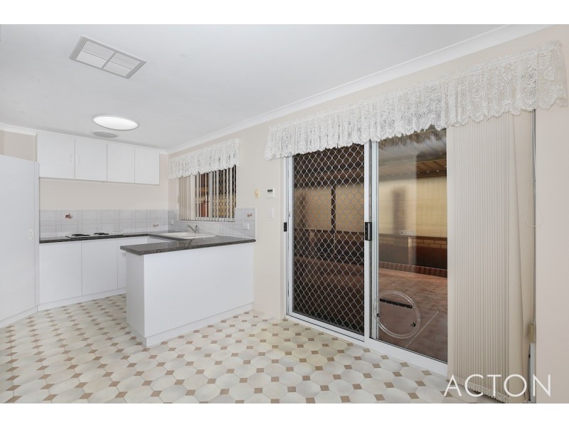 2/28 Moat Street, Mandurah WA 6210