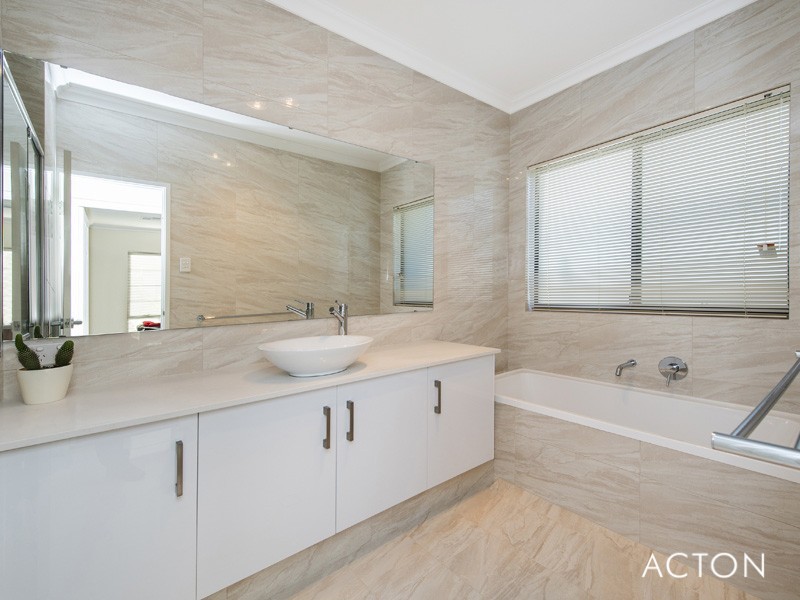 57 Sandpiper Island Retreat, Wannanup WA 6210